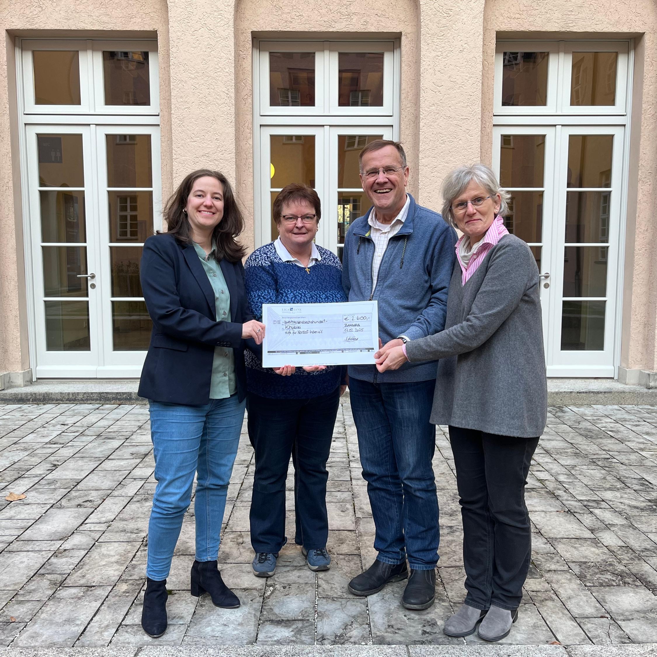 Heinrichsfest 2024 - Kollektenübergabe an Khublei