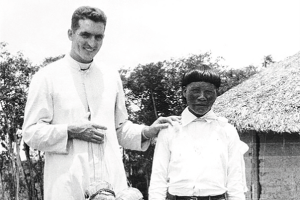 Pater Rudolf Lunkenbein und Simao Bororo